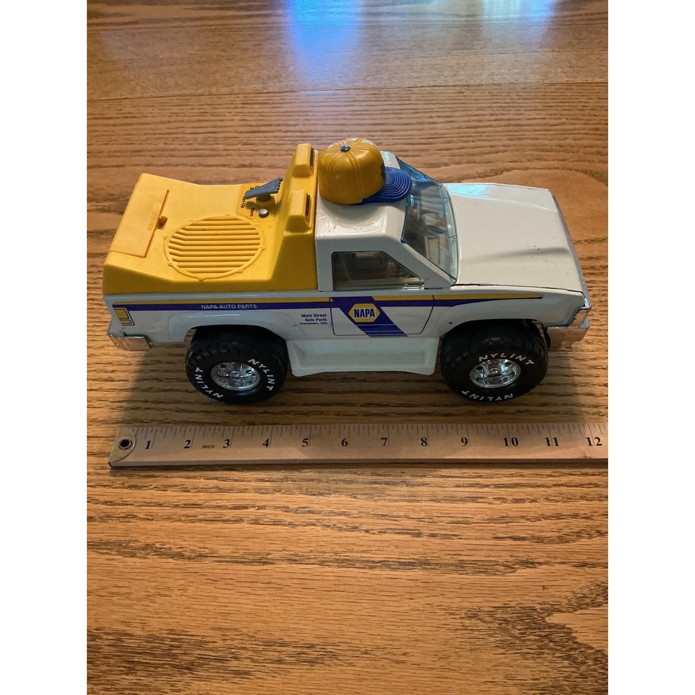 Vintage Nylint NAPA Auto Parts Pressed Steel Toy Truck Lights and Sound White